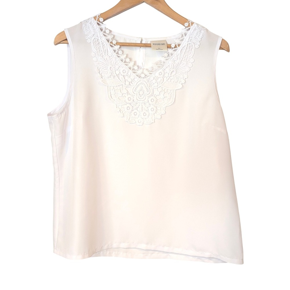 Bedford Fair White Lace Neck Sleeveless Tank Top Plus Size‎ PL